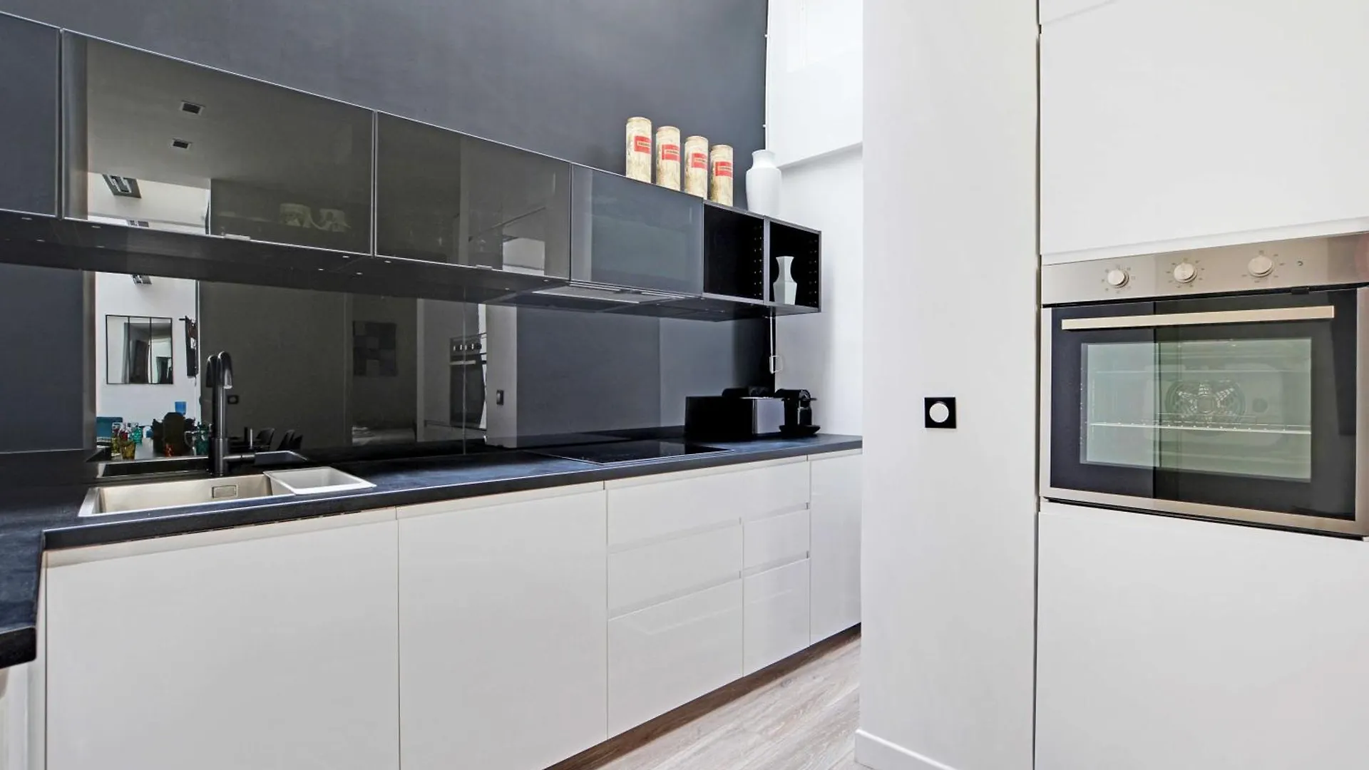 Superb Apartment With Hammam -4Br-12P- Bastille Parigi