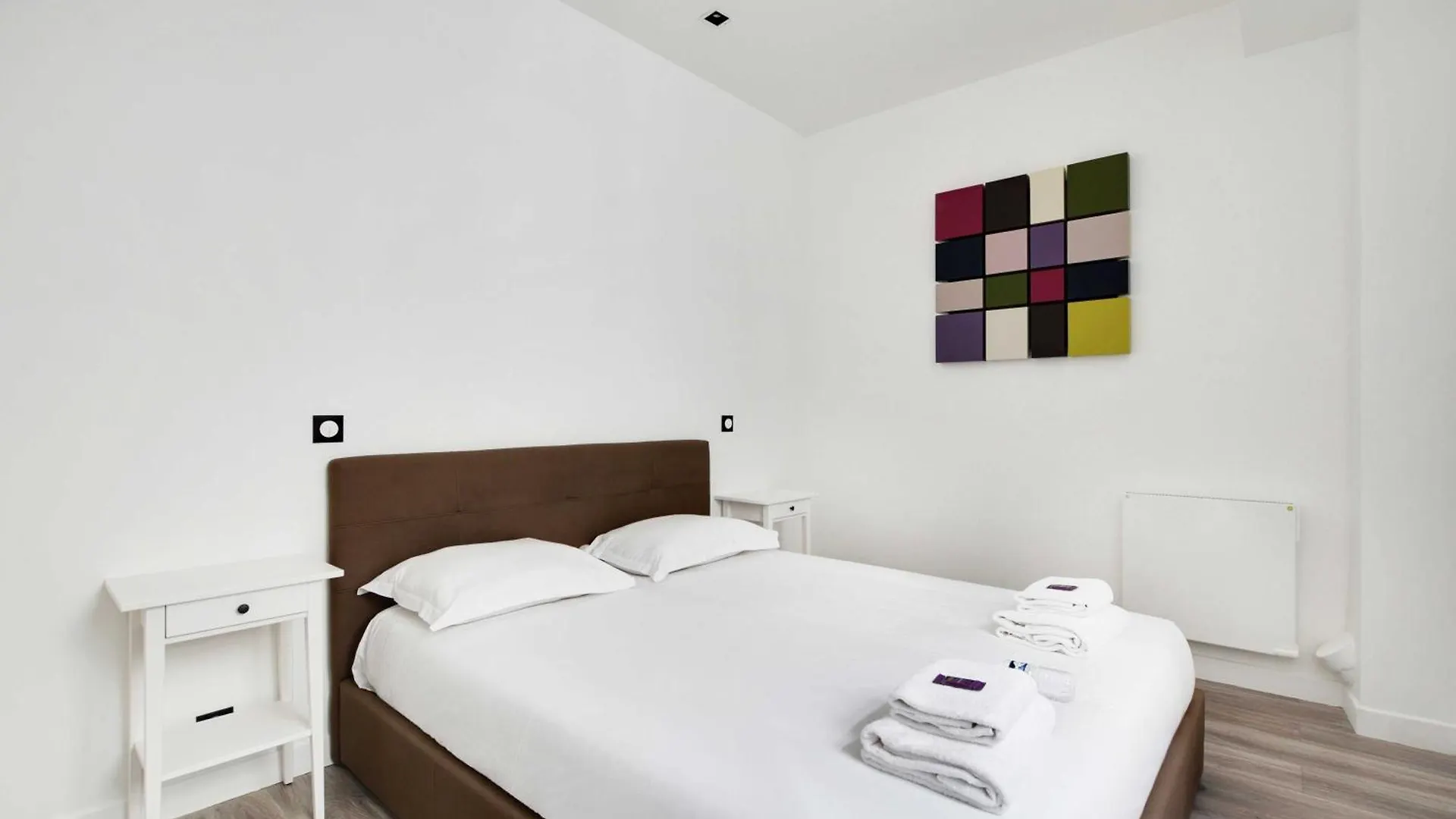Superb Apartment With Hammam -4Br-12P- Bastille باريس