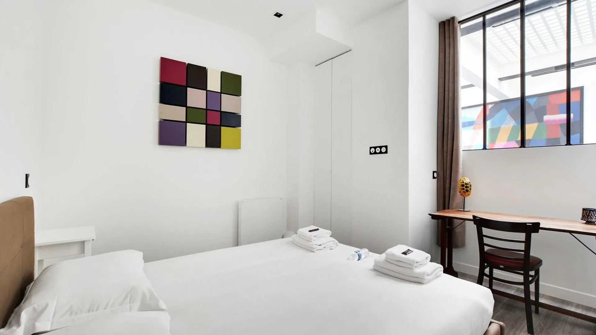 Superb Apartment With Hammam -4Br-12P- Bastille باريس